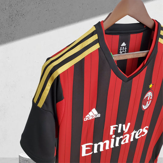 AC Milan 2013–2014 Heimtrikot