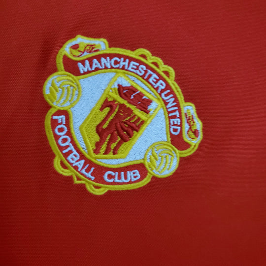 Manchester United 1985–1986 Heimtrikot