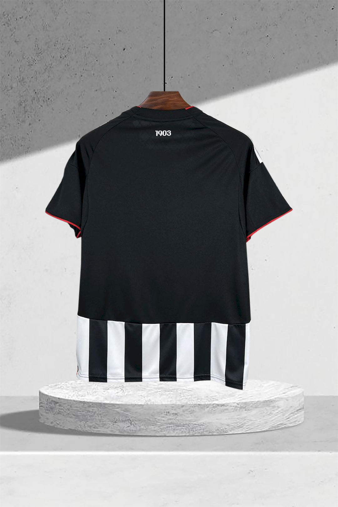 Beşiktaş JK 2025–2026 Auswärtstrikot