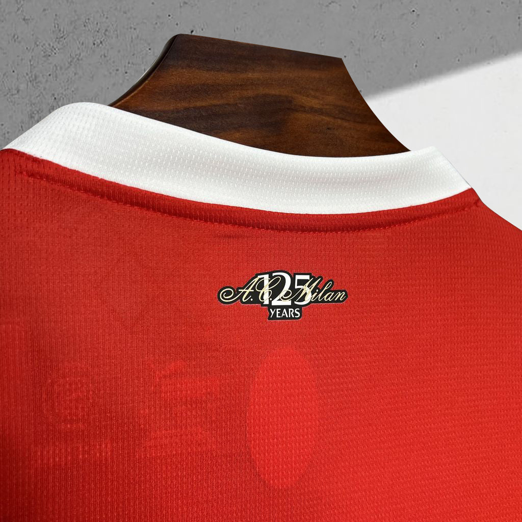 AC Milan 2024–2025 Heimtrikot
