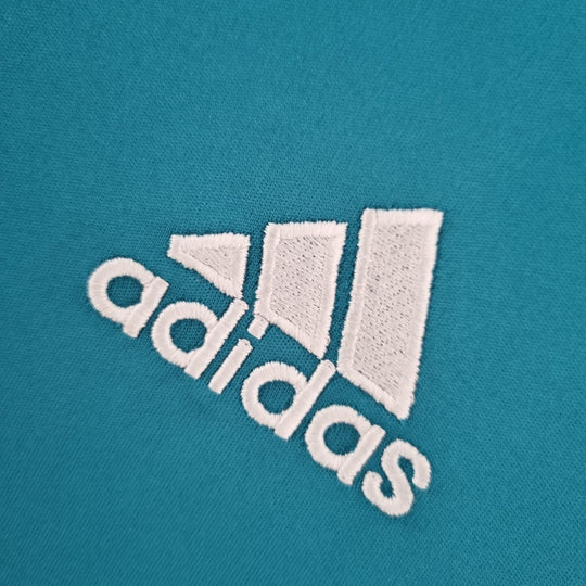 Real Madrid 2017–2018 3. Trikot