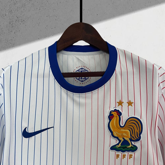 Frankreich EM 2024 Auswärtstrikot