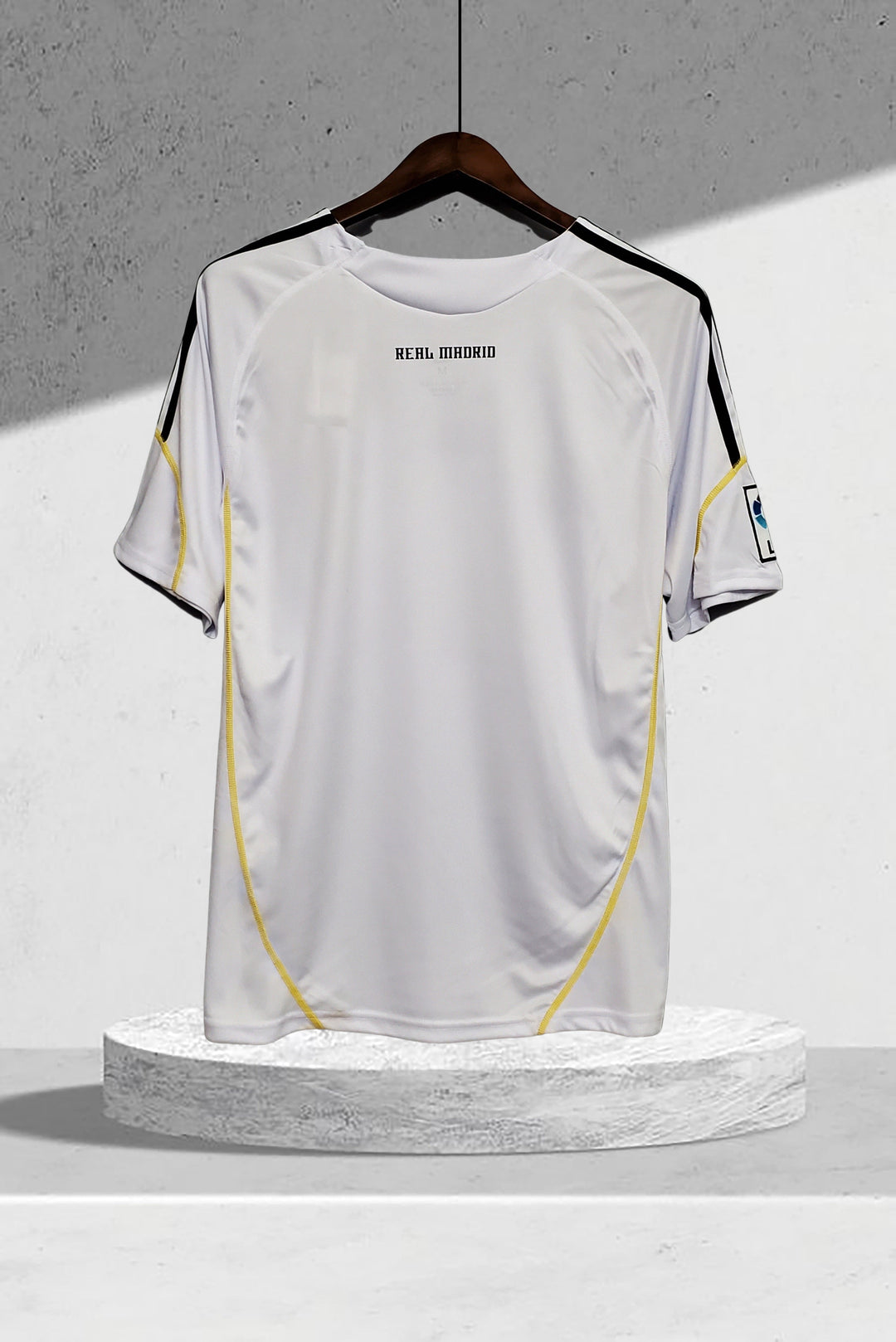 Real Madrid 2009–2010 Heimtrikot