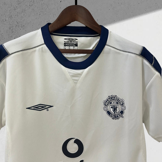 Manchester United 2000–2001 Auswärtstrikot