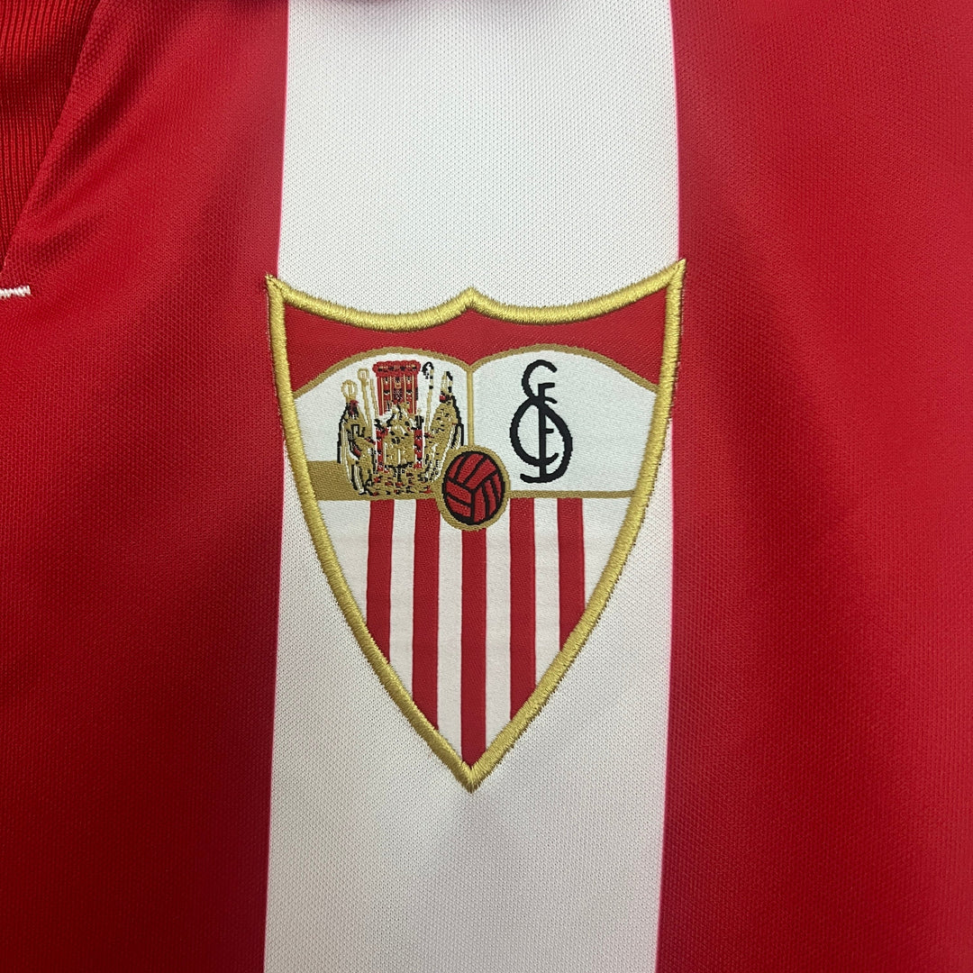 Sevilla FC 2015–2016 Heimtrikot