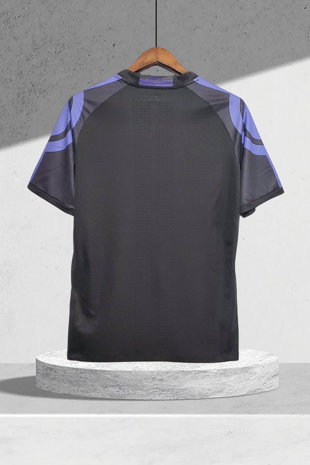 Real Madrid 2015–2016 3. Trikot