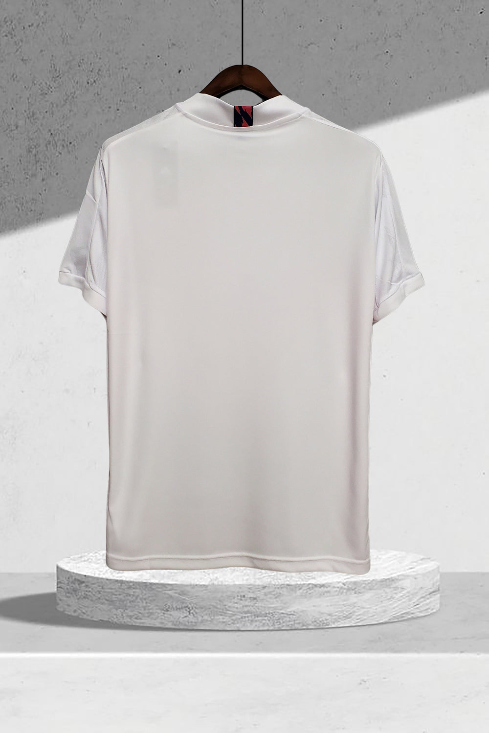 Real Madrid 2020–2021 Heimtrikot