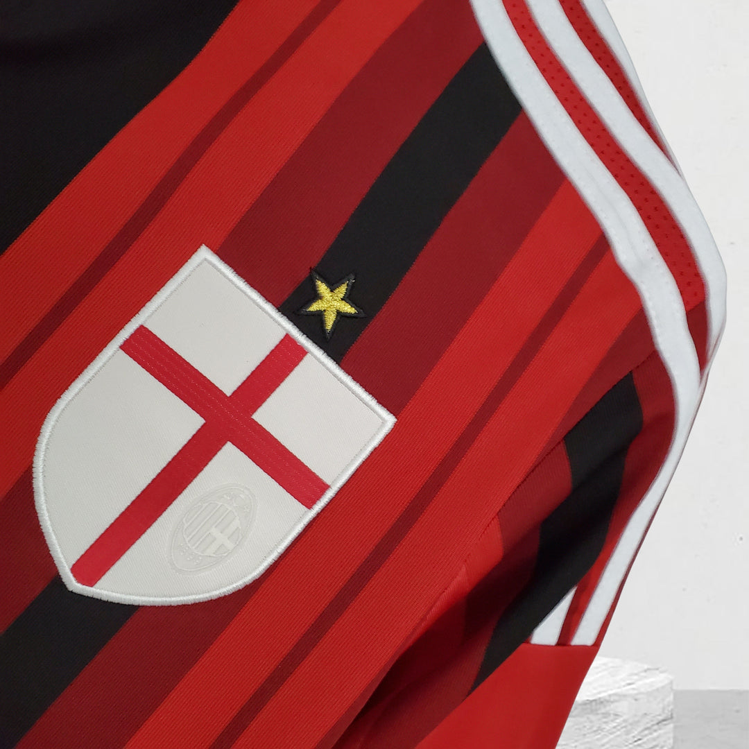 AC Milan 2014–2015 Heimtrikot