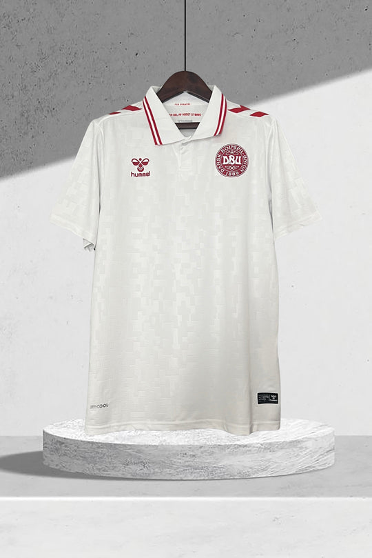 Dänemark 2024 Auswärtstrikot