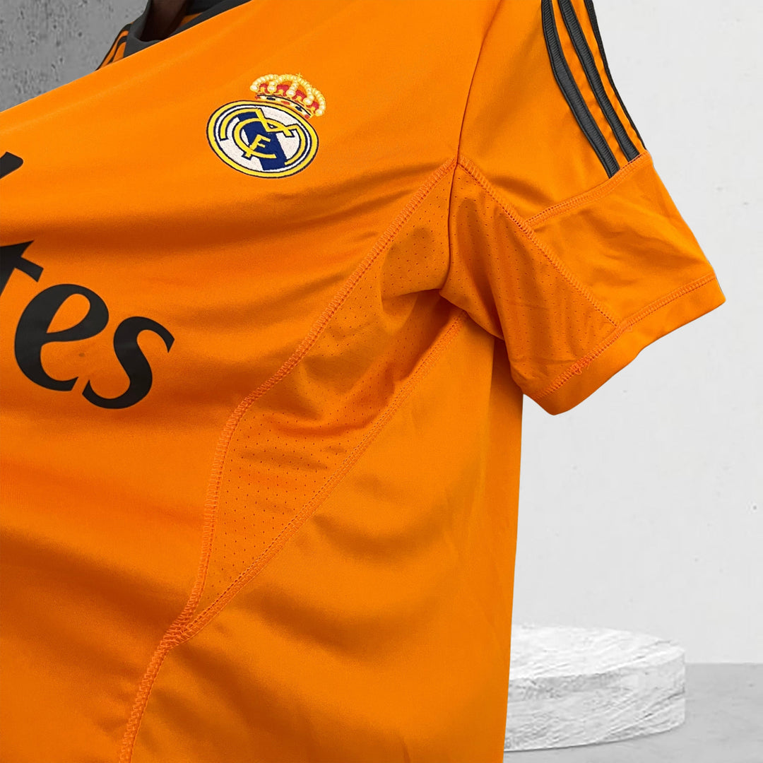 Real Madrid 2013–2014 3. Trikot