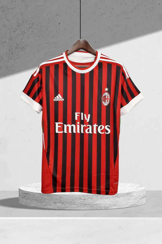 AC Milan 2011–2012 Heimtrikot