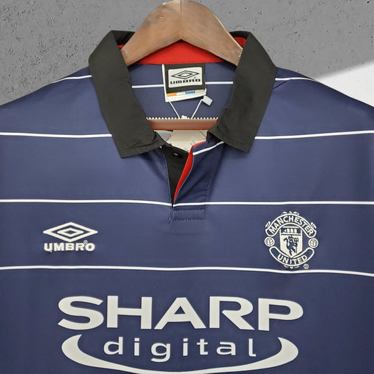 Manchester United 1999–2000 Auswärtstrikot