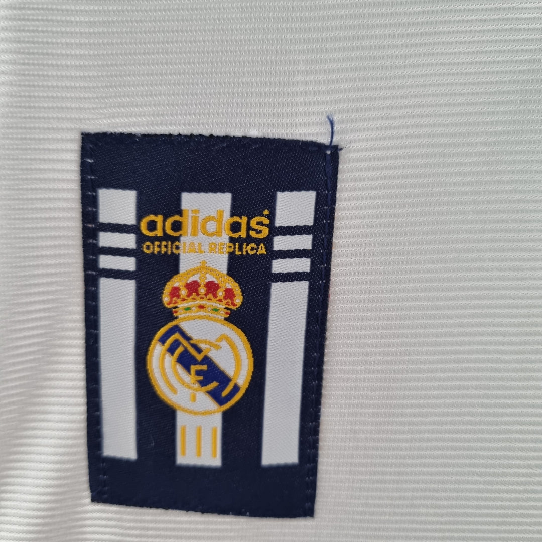 Real Madrid 2000–2001 Heimtrikot