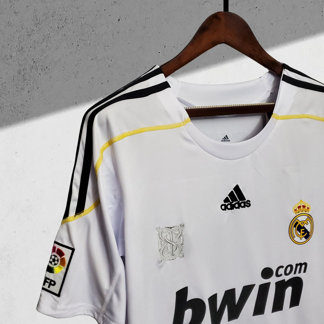 Real Madrid 2009–2010 Heimtrikot