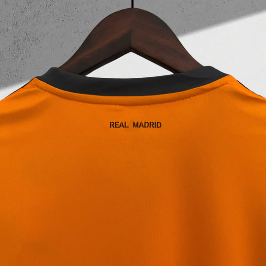 Real Madrid 2013–2014 3. Trikot