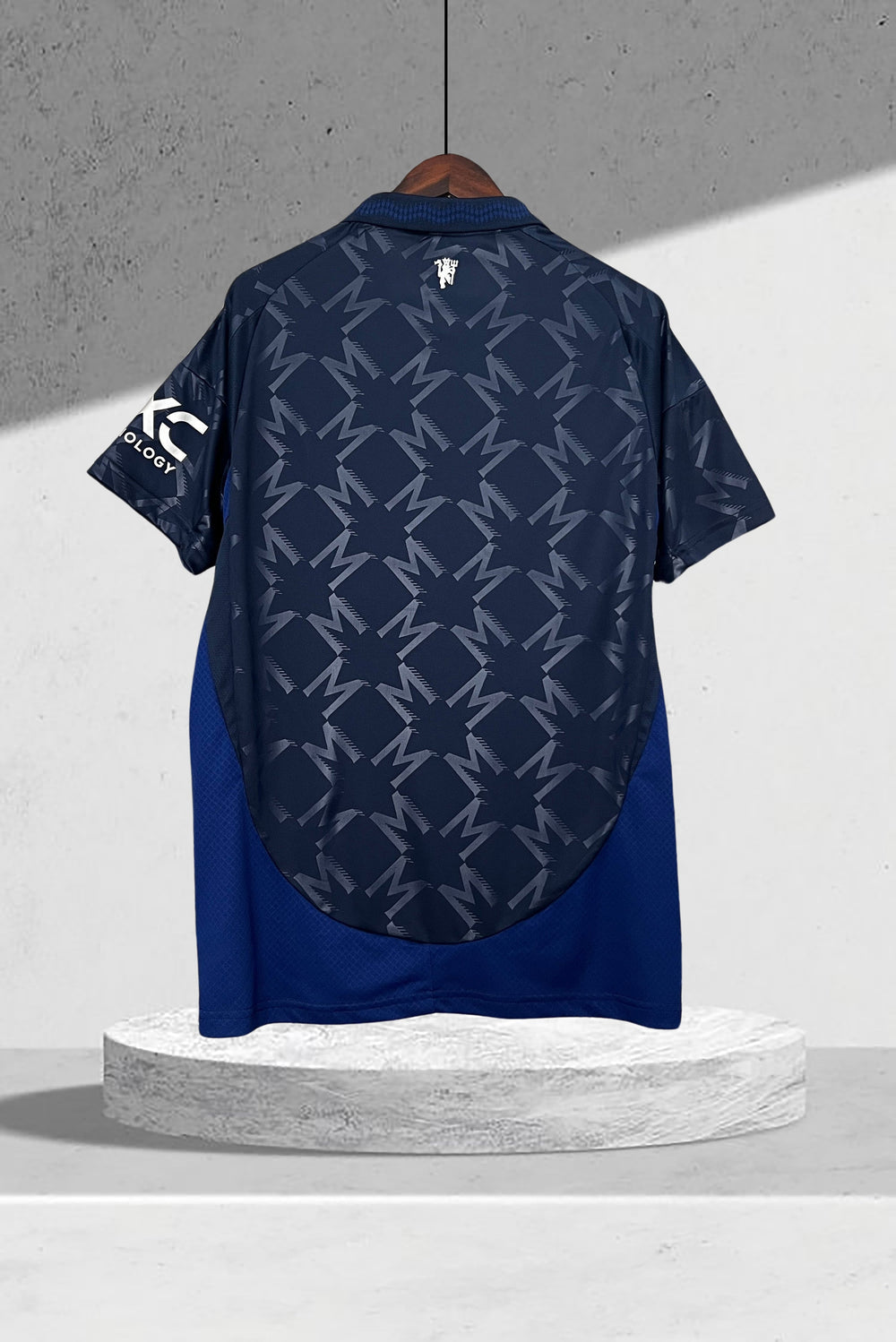 Manchester United 2024–2025 Auswärtstrikot