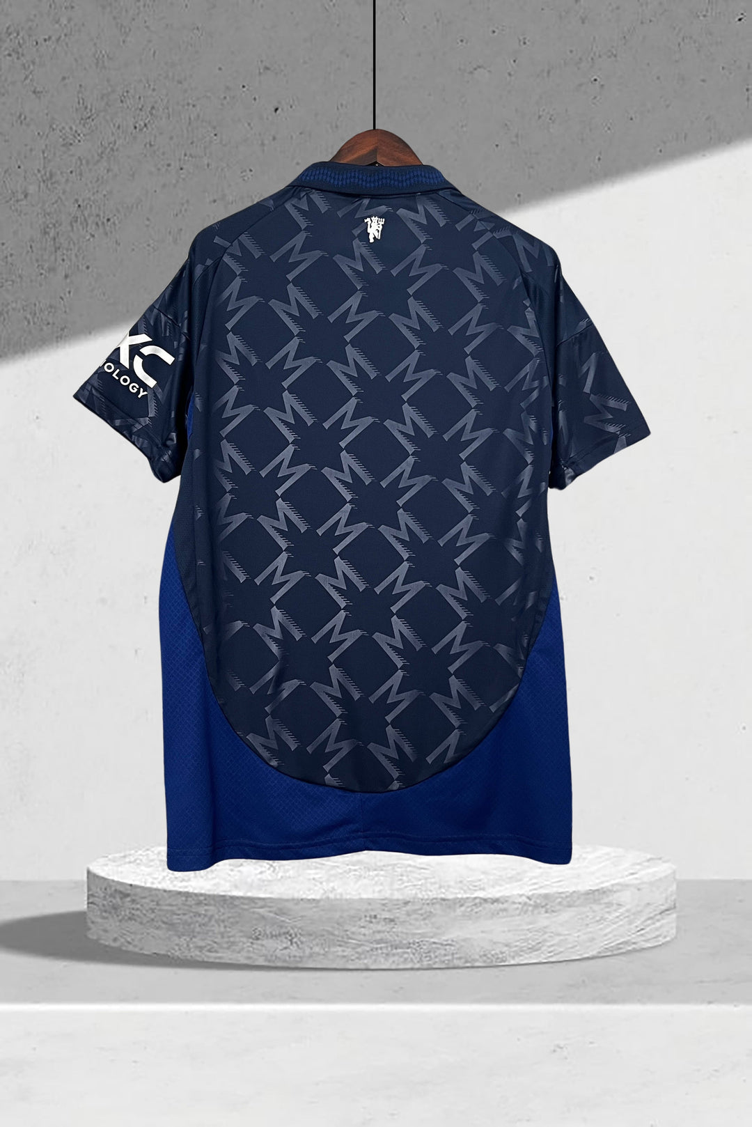 Manchester United 2024–2025 Auswärtstrikot