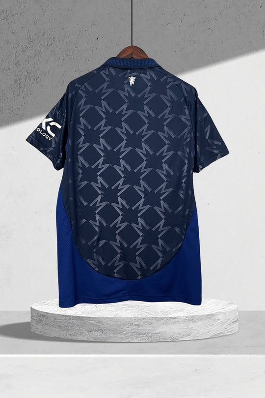 Manchester United 2024–2025 Auswärtstrikot