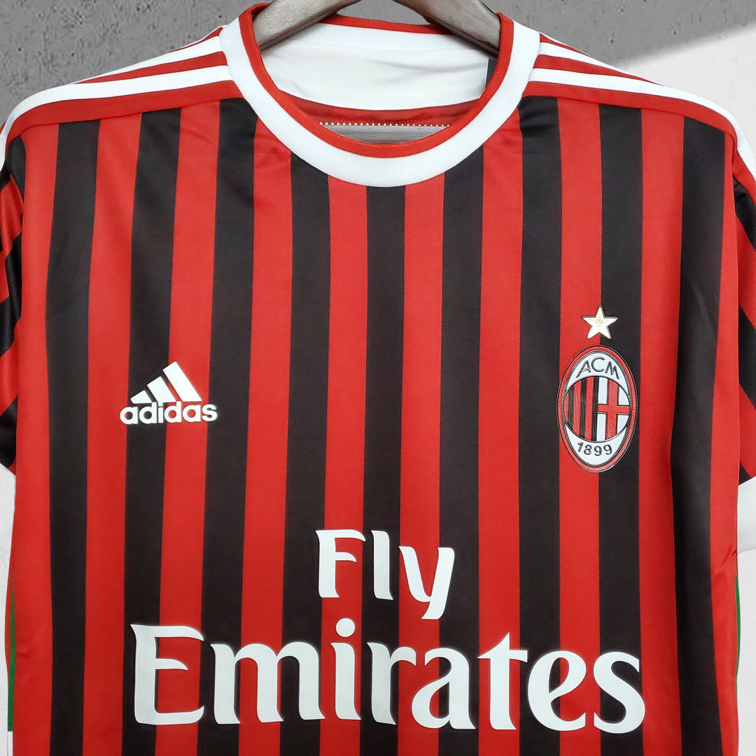AC Milan 2011–2012 Heimtrikot