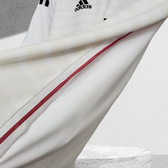 Real Madrid 2014–2015 Heimtrikot