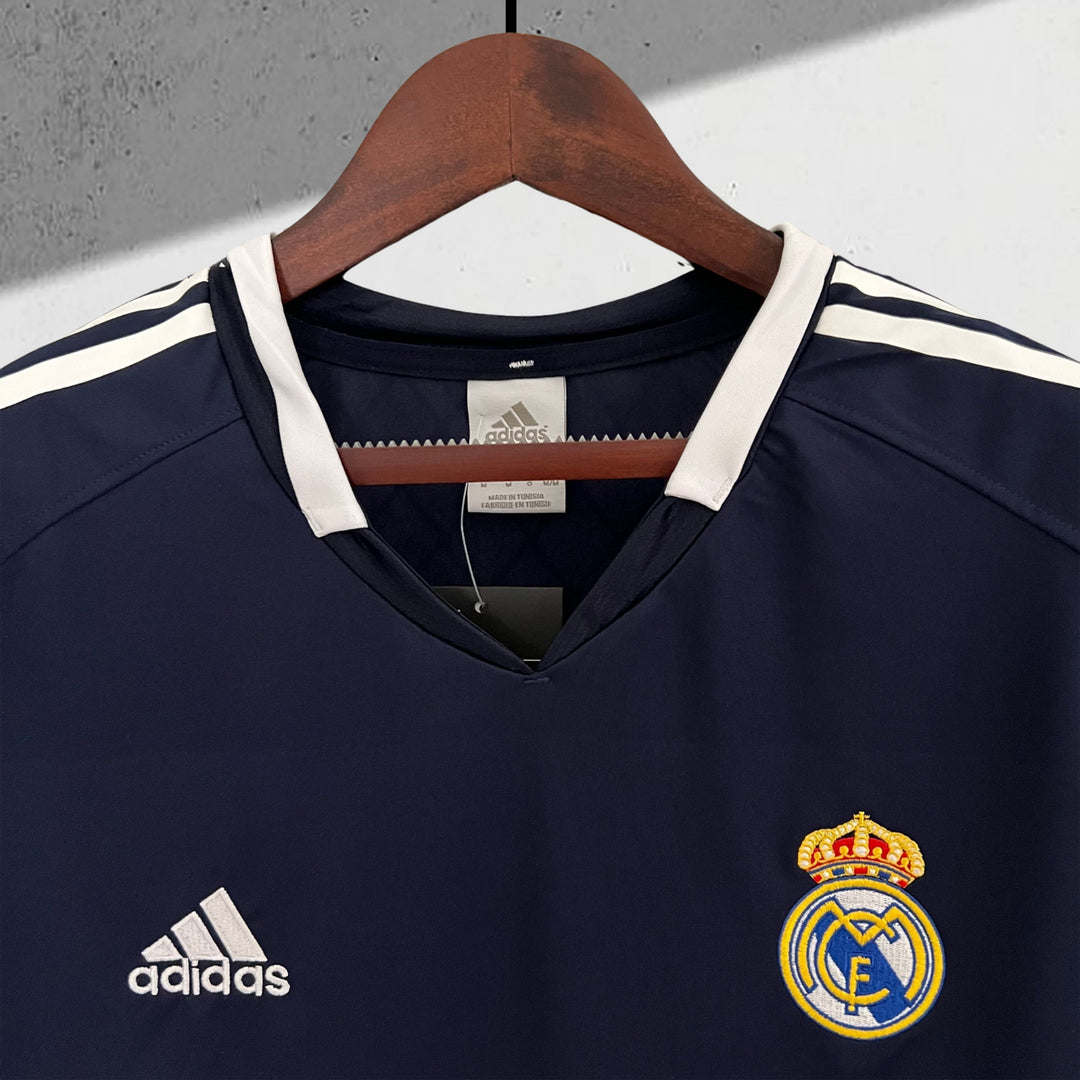 Real Madrid 2004–2005 Auswärtstrikot