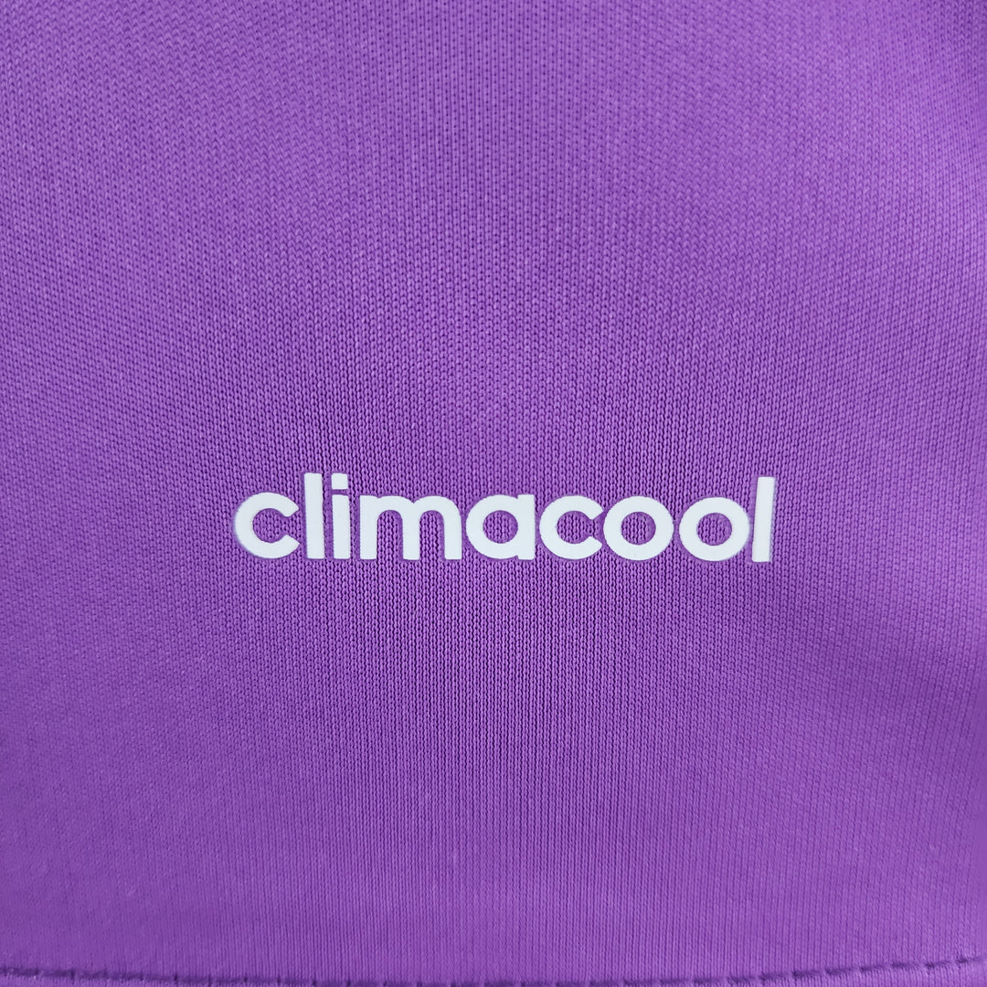 Real Madrid 2016–2017 Auswärtstrikot