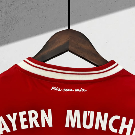 Bayern München 2013–2014 Heimtrikot
