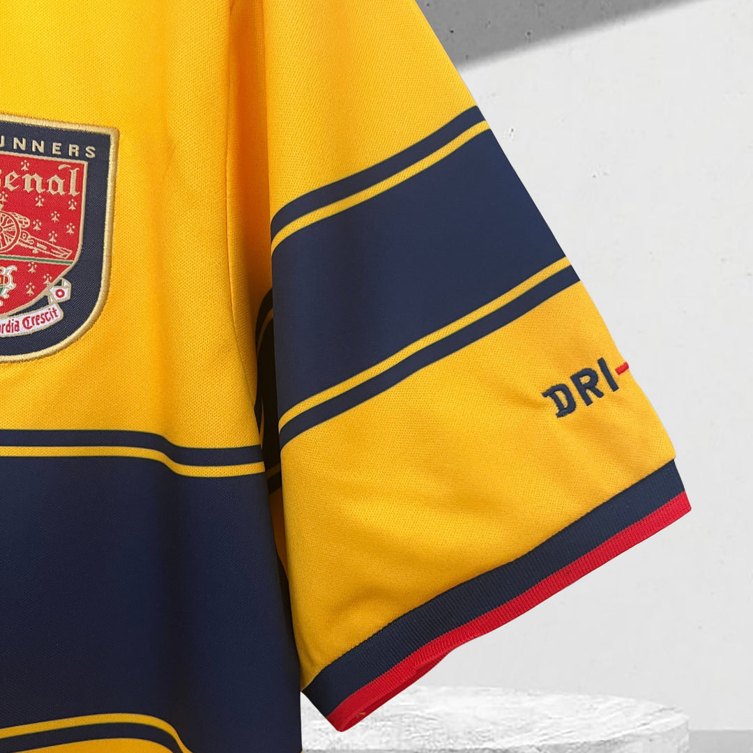 Arsenal 1997–1998 Auswärtstrikot