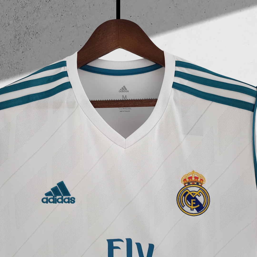 Real Madrid 2017–2018 Heimtrikot