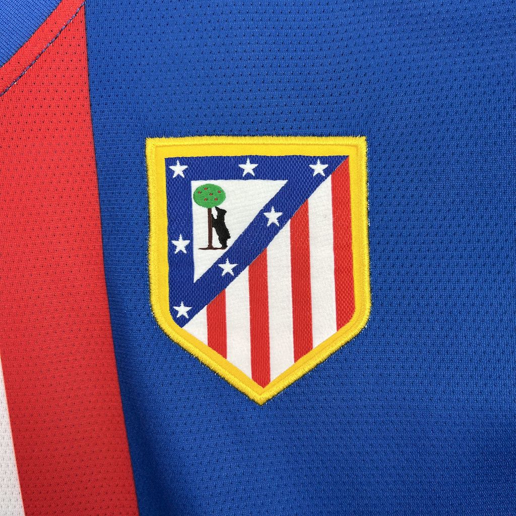 Atlético Madrid 2010-2011 Auswärtstrikot