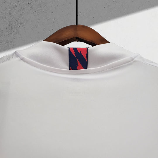 Real Madrid 2020–2021 Heimtrikot