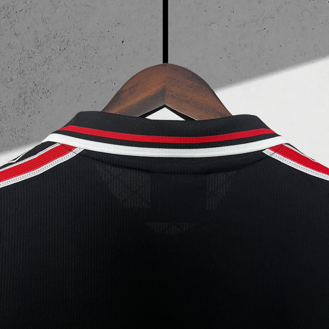 Manchester United 1998–1999 Commemorative Edition (Schwarz)