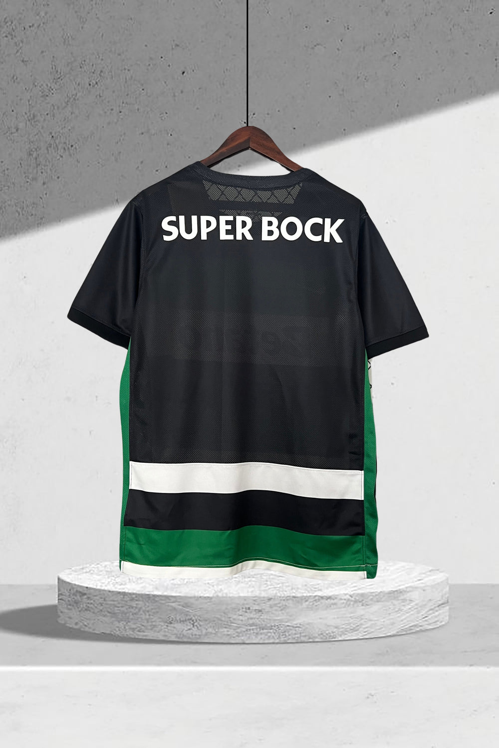 Sporting Lisboa 2024–2025 Heimtrikot