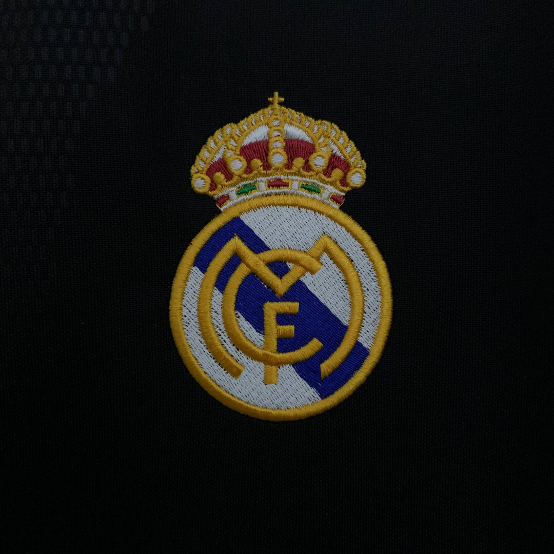 Real Madrid 2001–2002 Auswärtstrikot