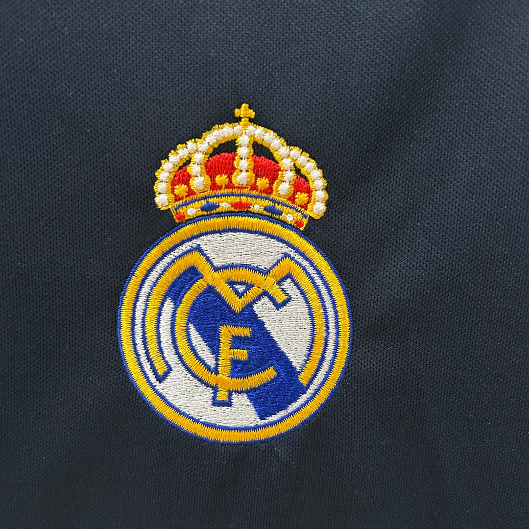 Real Madrid 2003–2004 Auswärtstrikot