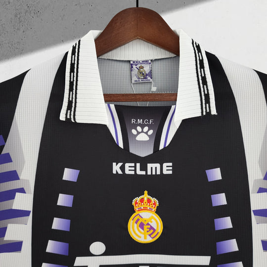 Real Madrid 1997–1998 3. Trikot