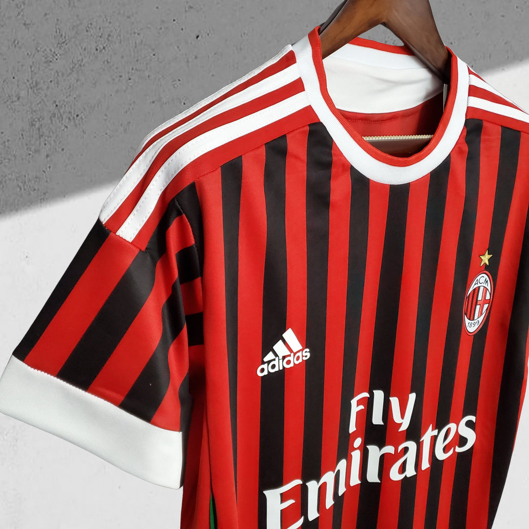 AC Milan 2011–2012 Heimtrikot