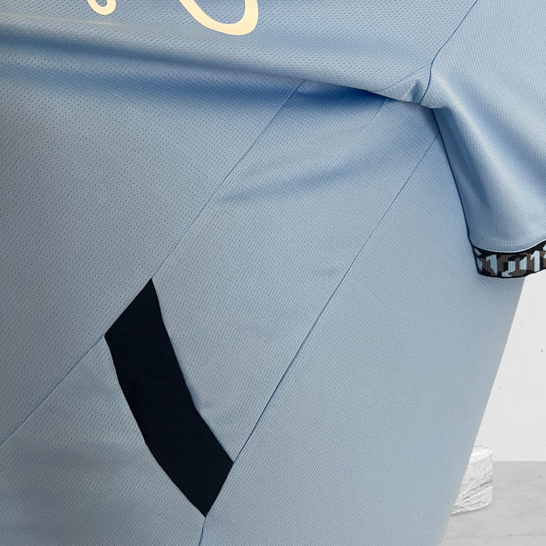 Manchester City 2024–2025 Heimtrikot
