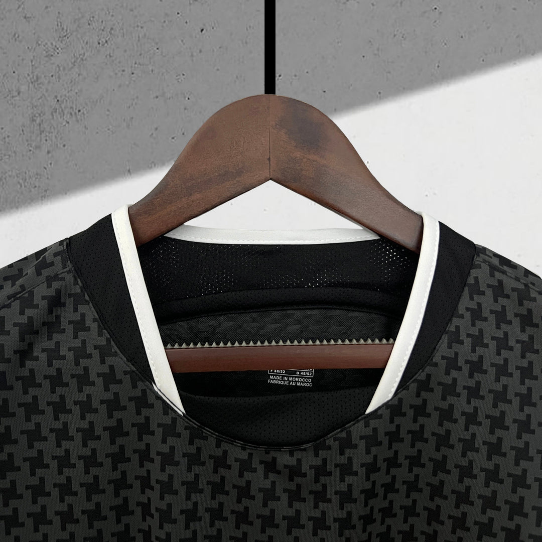 Manchester United 2003–2004 Auswärtstrikot