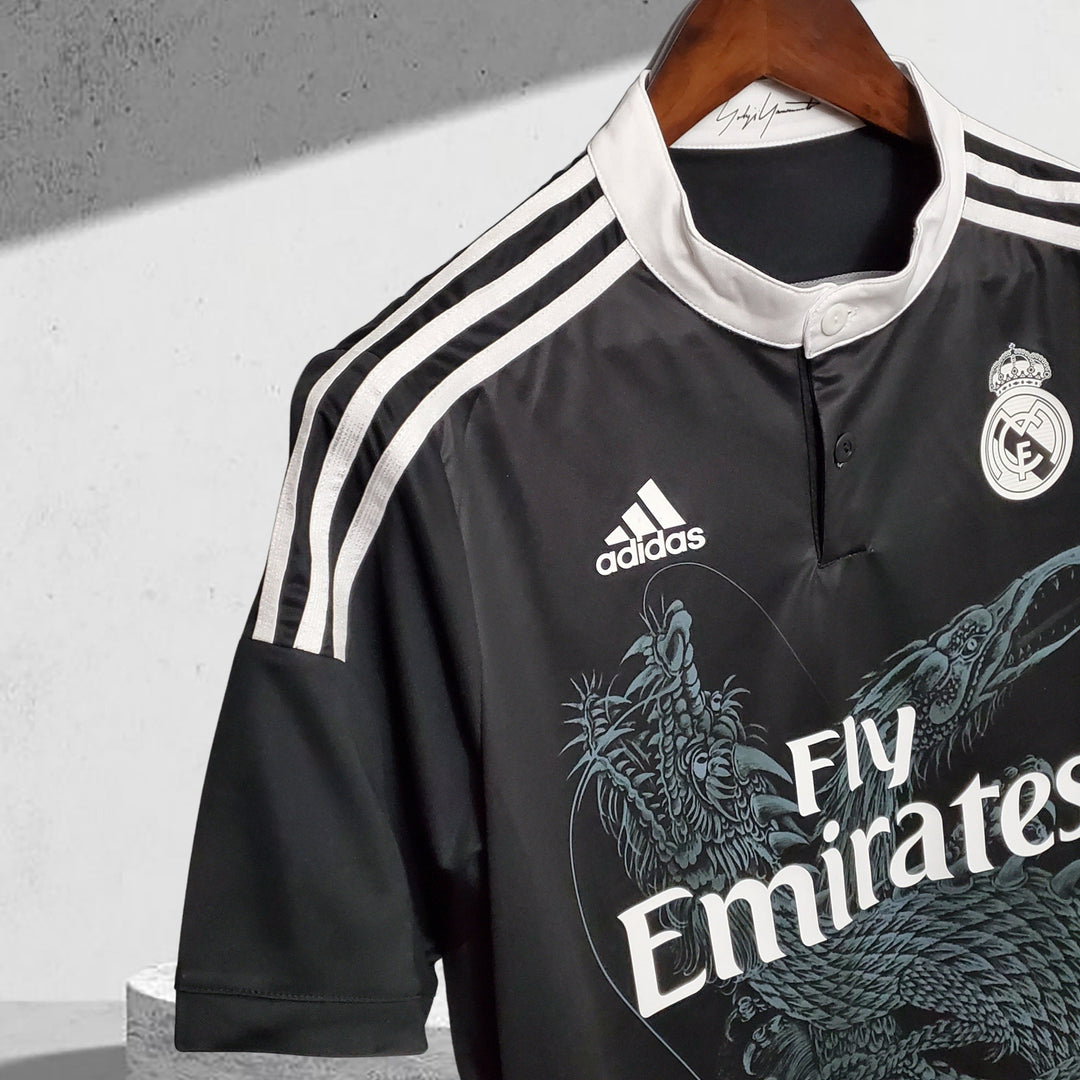 Real Madrid 2014–2015 3. Trikot