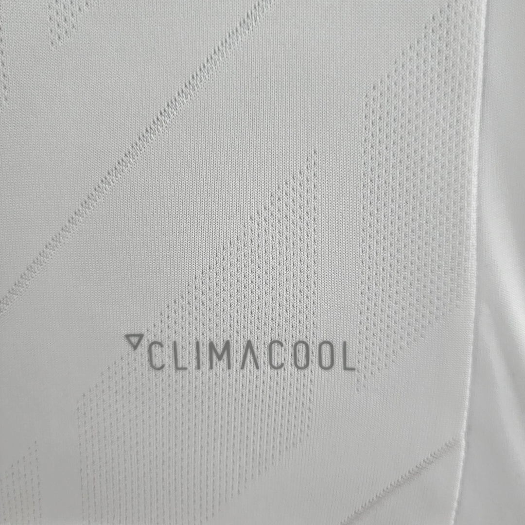 Real Madrid 2017–2018 Heimtrikot