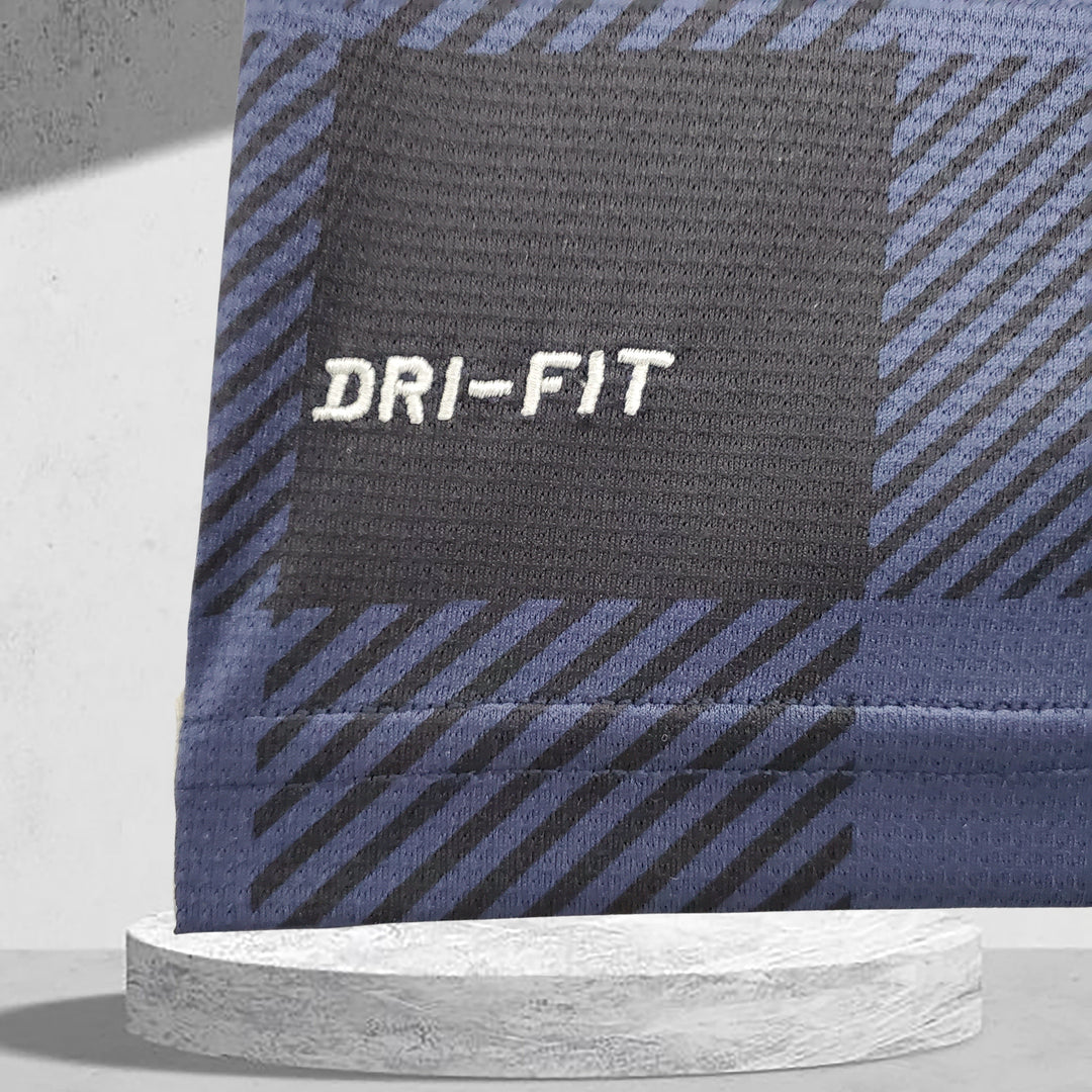 Manchester United 2013–2014 Auswärtstrikot