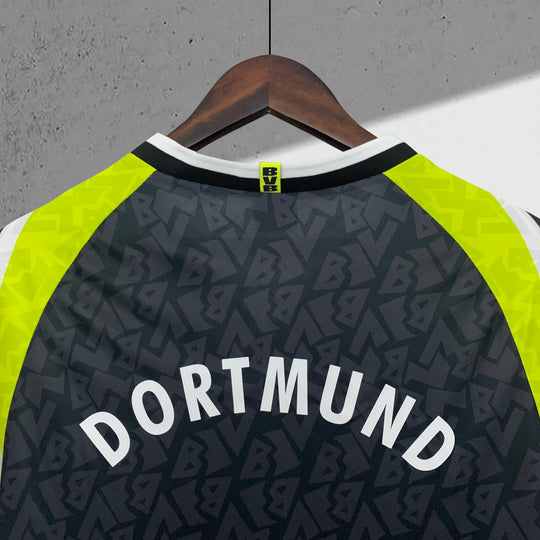 Borussia Dortmund 1995 –1996 Auswärtstrikot