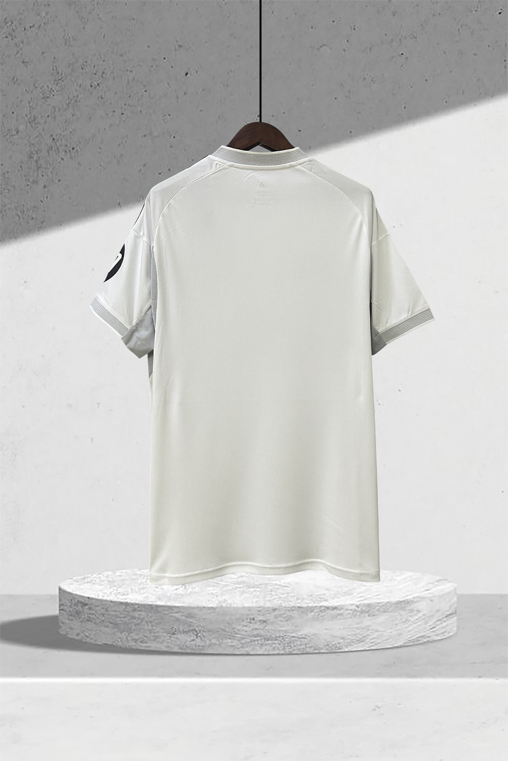 Real Madrid 2025–2026 Heimtrikot