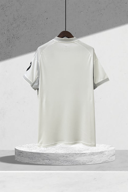 Real Madrid 2025–2026 Heimtrikot