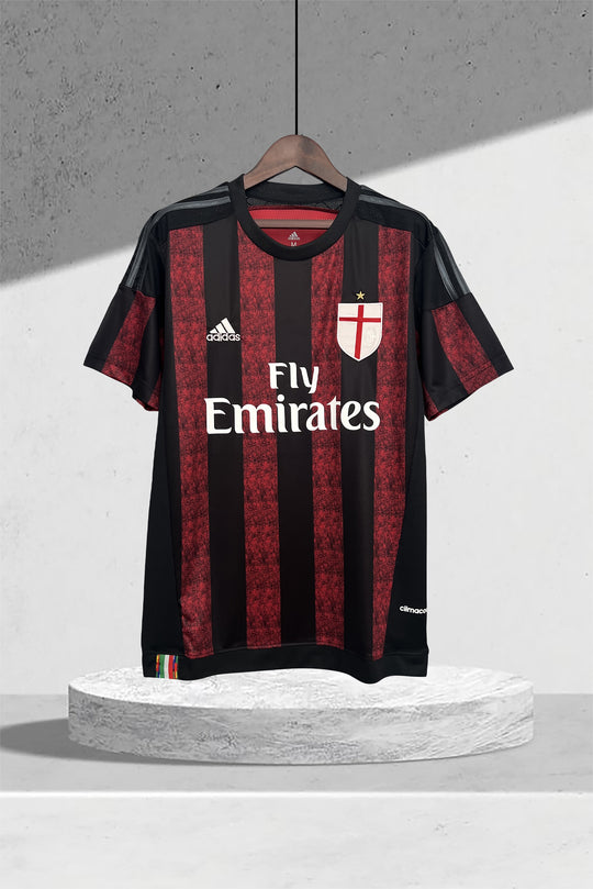 AC Milan 2015–2016 Heimtrikot