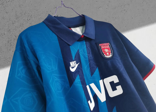Arsenal 1995–1996 Auswärtstrikot