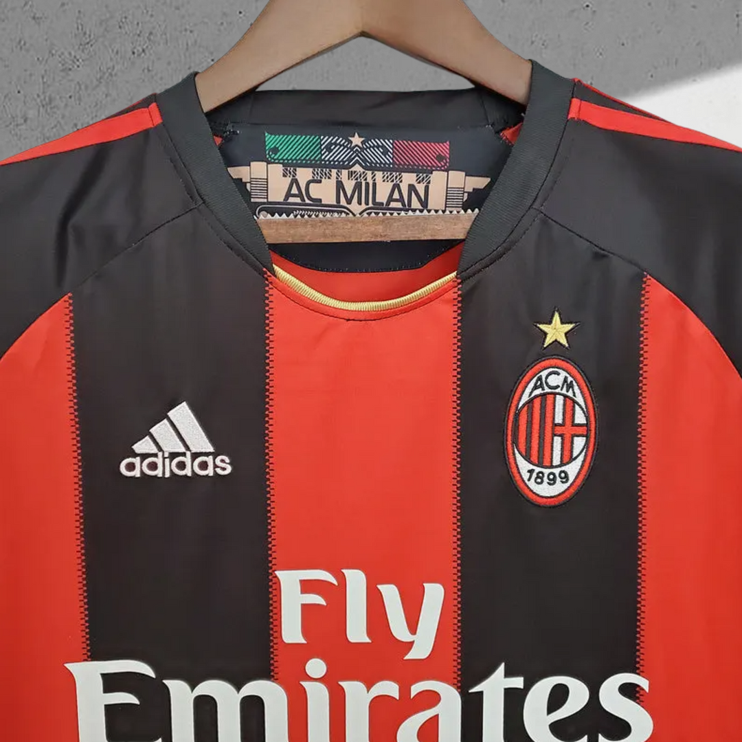 AC Milan 2010–2011 Heimtrikot