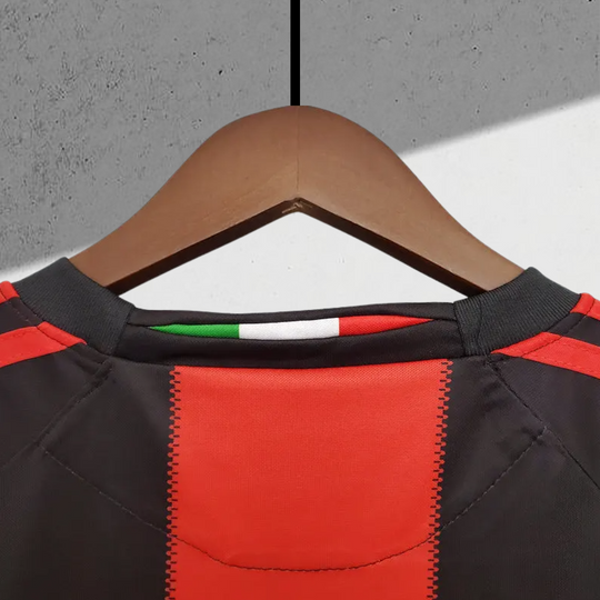 AC Milan 2010–2011 Heimtrikot