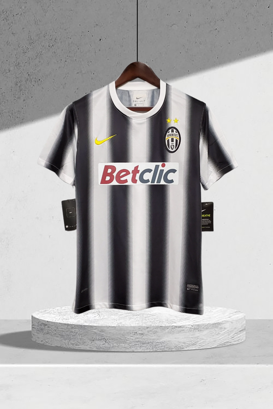 Juventus 2010–2011 Heimtrikot